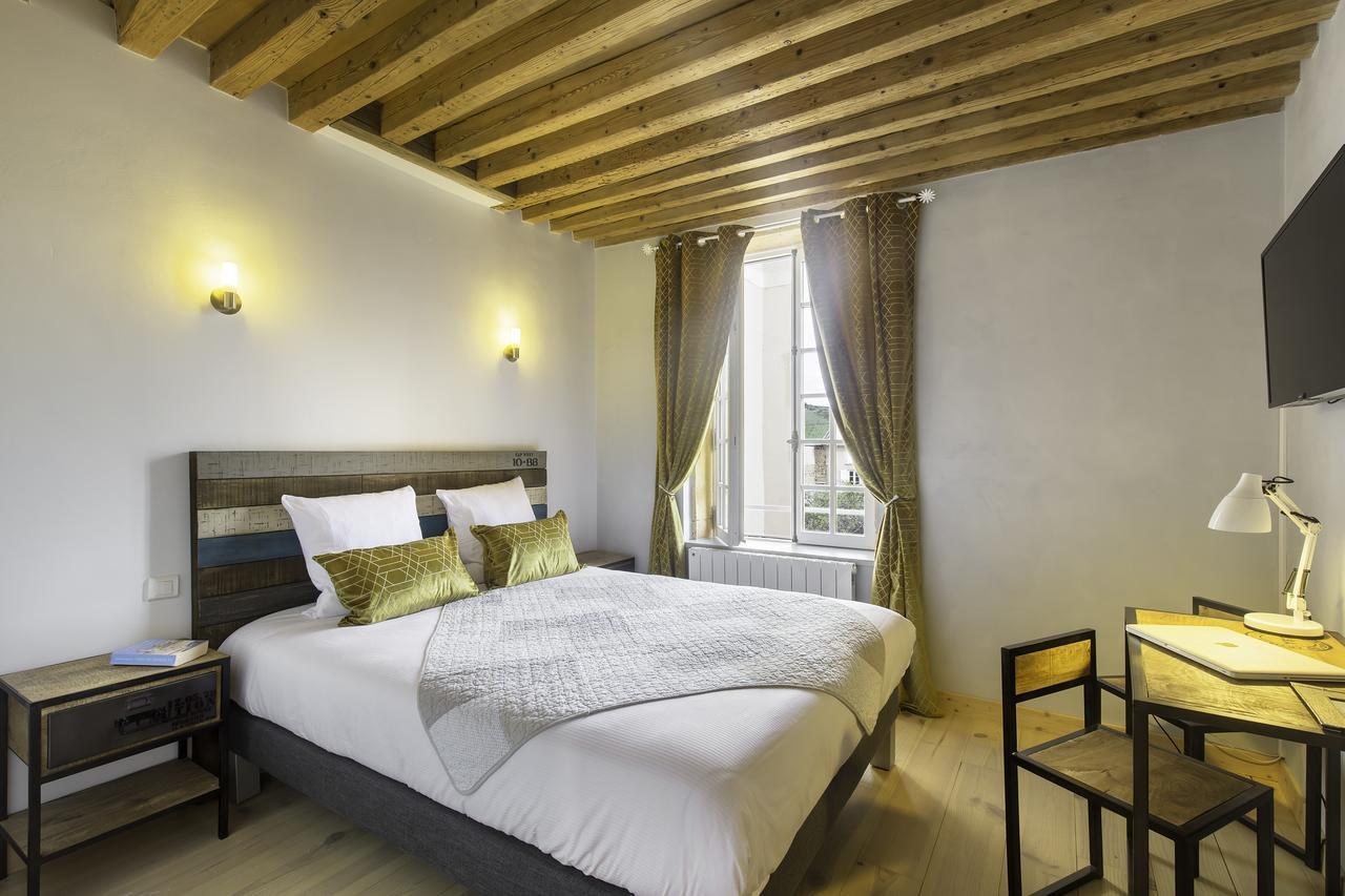 Logis Hotel La Benoite Salles-Arbuissonnas-en-Beaujolais エクステリア 写真