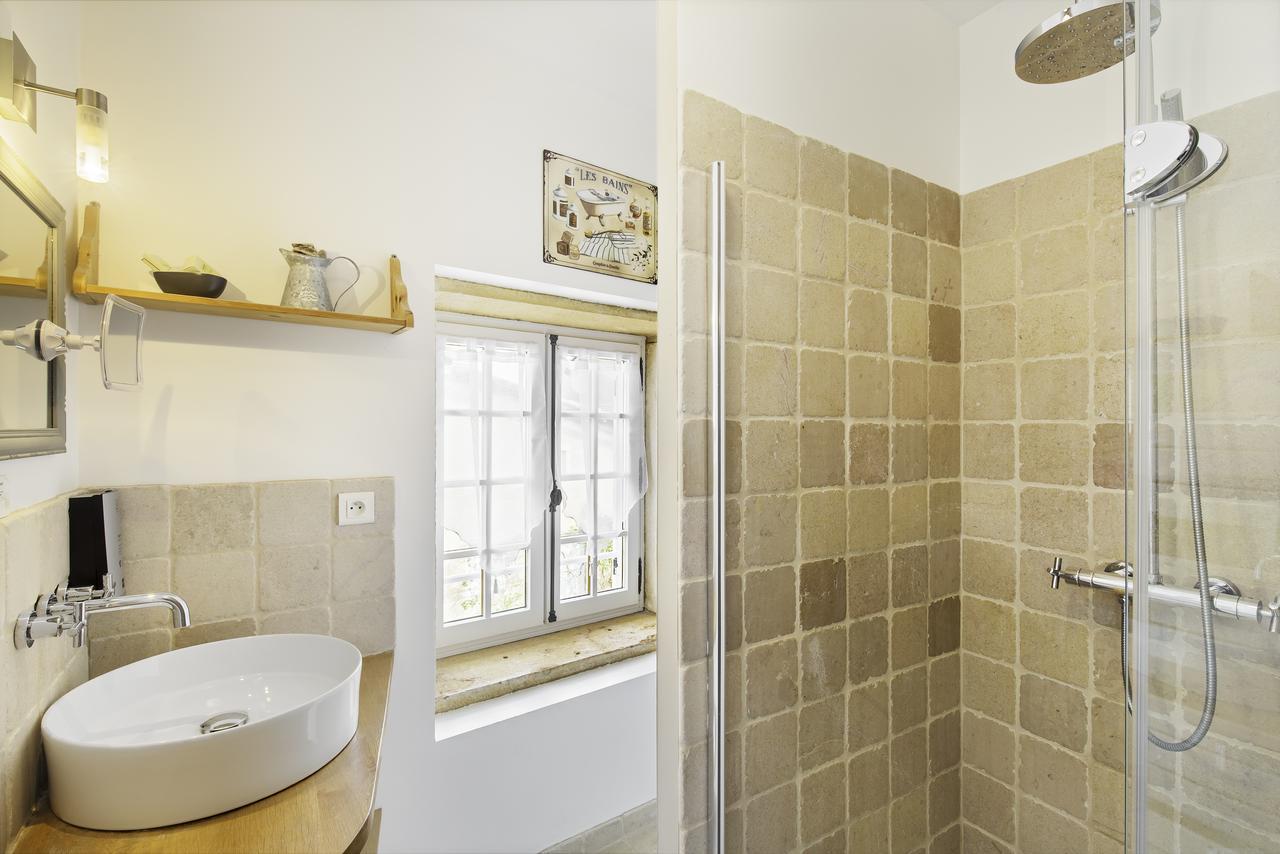Logis Hotel La Benoite Salles-Arbuissonnas-en-Beaujolais エクステリア 写真